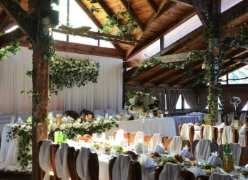 Продаж готельного комплексу "Машівський бір" на Волині